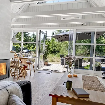 Albertina - 900m From The Sea By Interhome *