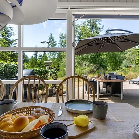 Albertina - 900m From The Sea By Interhome *